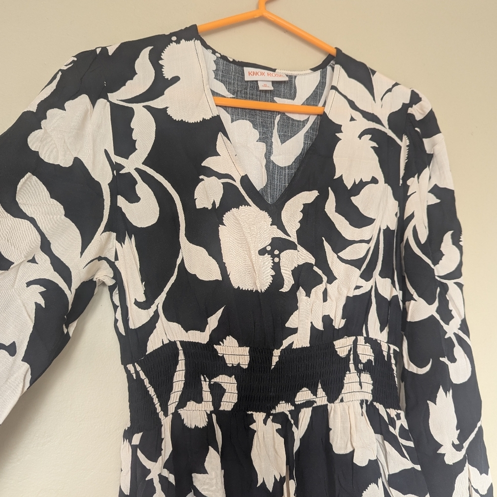 Knox Rose Black and Cream Floral Long Sleeve Dress - Picture 5 of 6